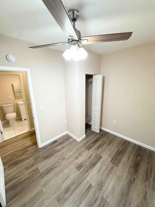 Building Photo - 1340 Peri St