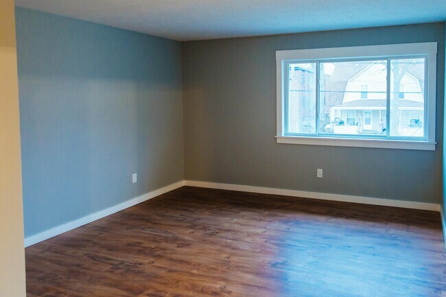 Foto del edificio - 326 E Hillsdale St