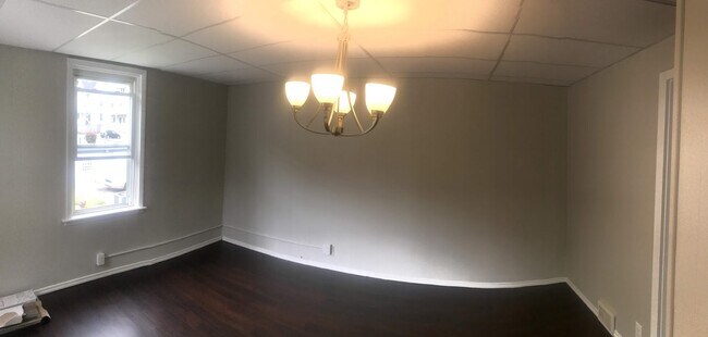 Building Photo - 204 Wall Avenue - Duplex - STH