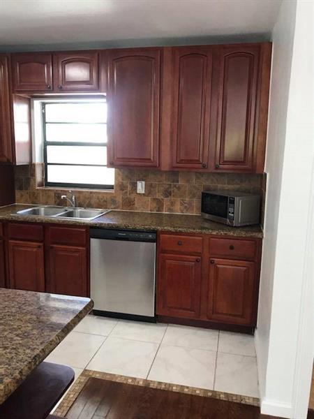 Foto del edificio - 3730 SW 1st St