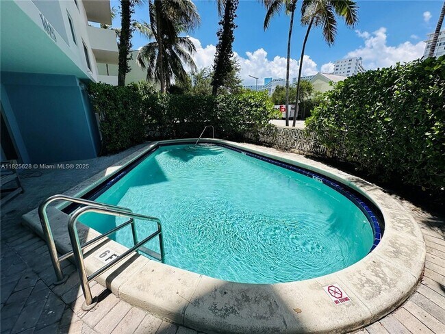 Foto del edificio - 1025 Alton Rd