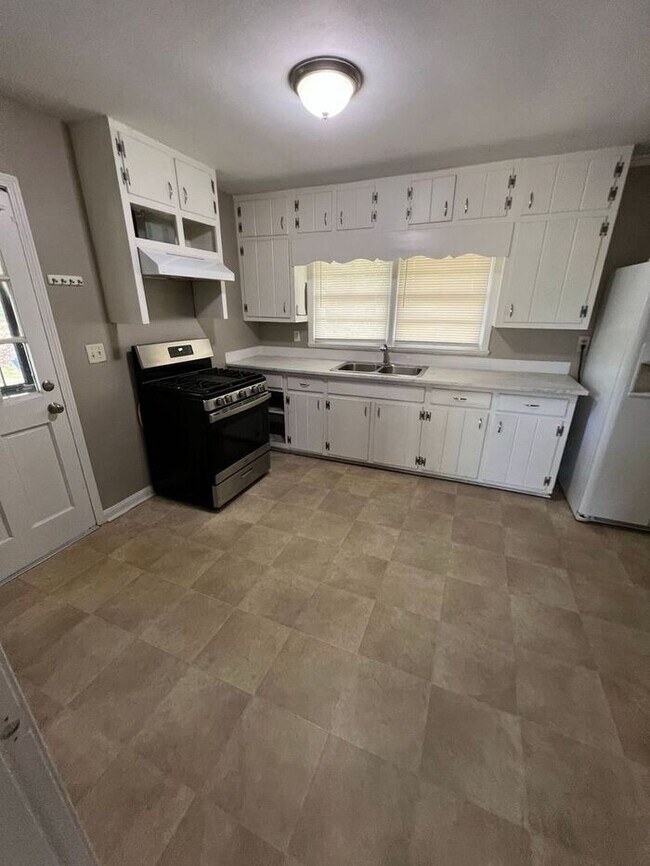 Foto del edificio - Beautiful 3 bedroom house in Lawrenceville!