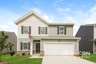 Building Photo - 141 Gladstone Loop