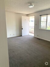 Building Photo - 258 N 400 W