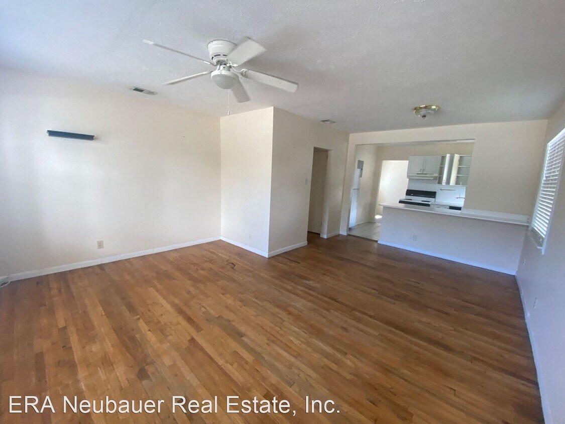 Building Photo - 2 br, 1 bath House - 239 Allen Avenue