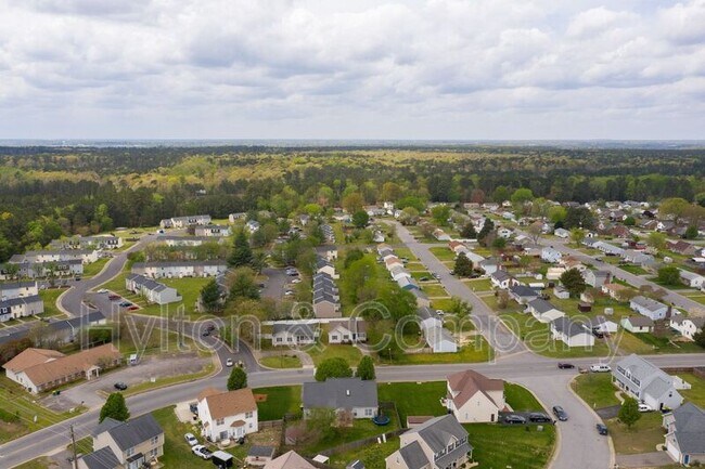 Foto del edificio - 306 Perrymont Rd