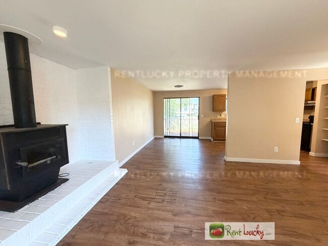 Building Photo - 2516 S 284th St