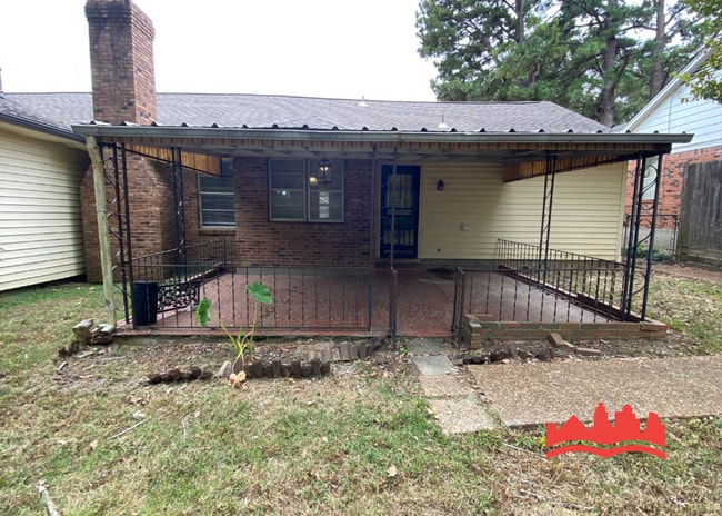 Building Photo - 5152 Downs Dr