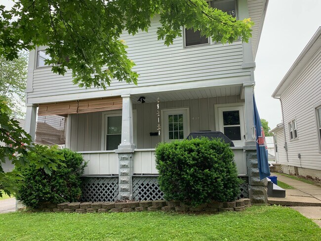 Building Photo - 437 N 7th St