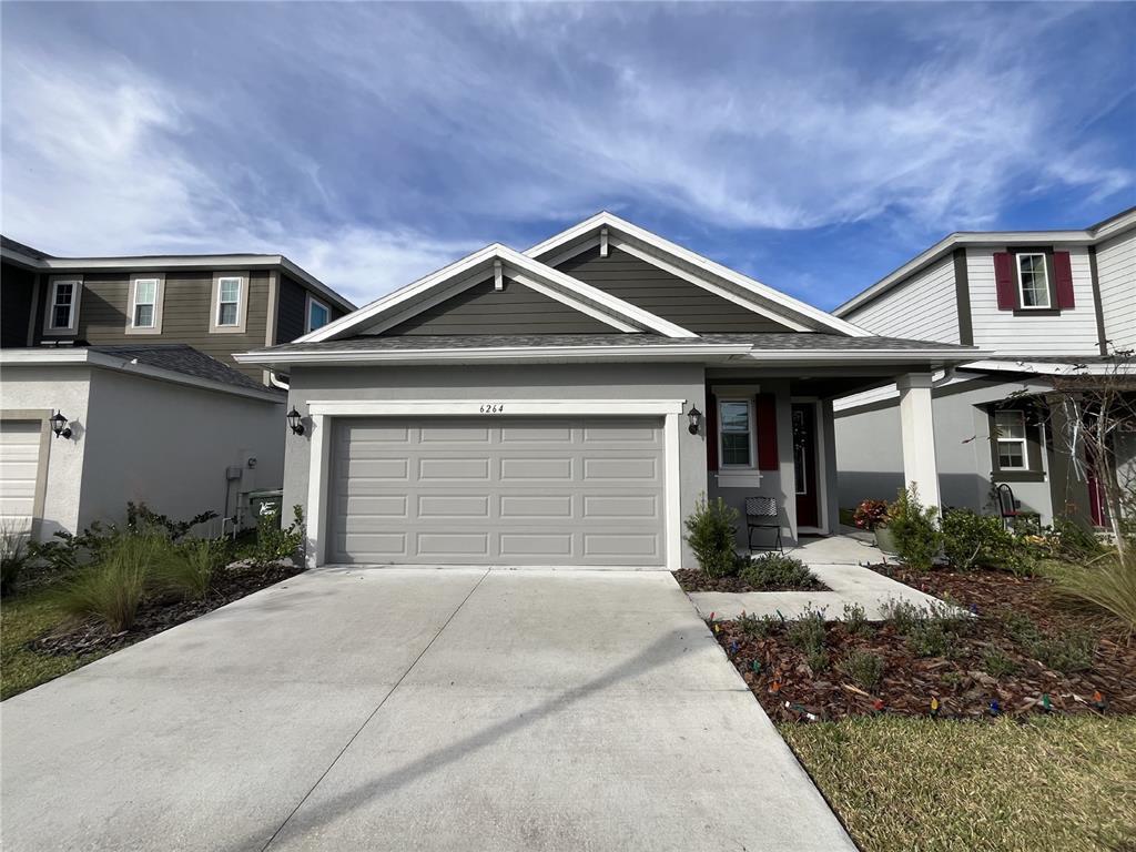 Foto principal - 6264 Great Bear Dr