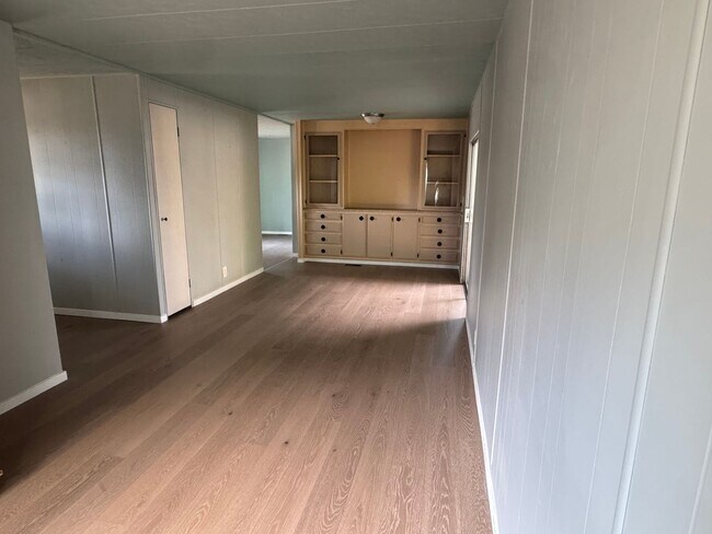 Foto del edificio - Newly Remodeled Manufactured Home