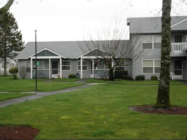 Building Photo - 1925 NE McDonald Ln
