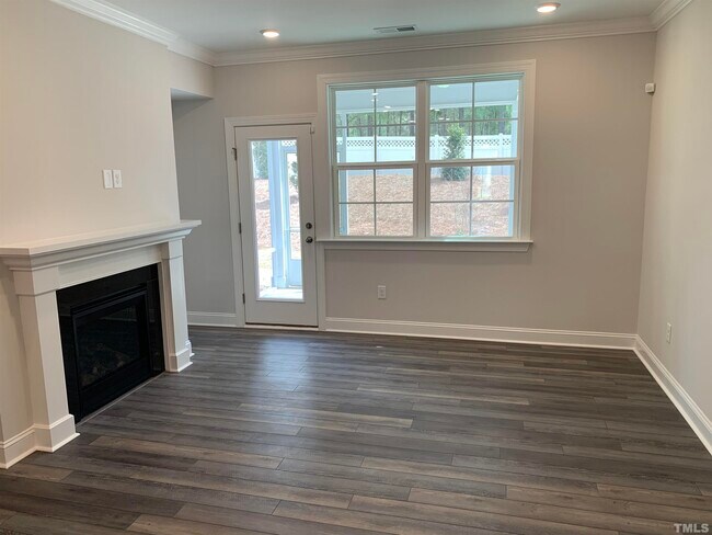 Building Photo - 1435 Rosepine Drive