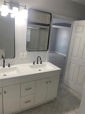 Foto del edificio - 1206 Red Bud St