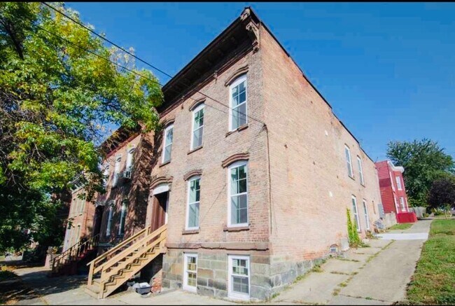 Foto del edificio - 86 9th St