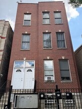 Building Photo - 1421 N Rockwell St