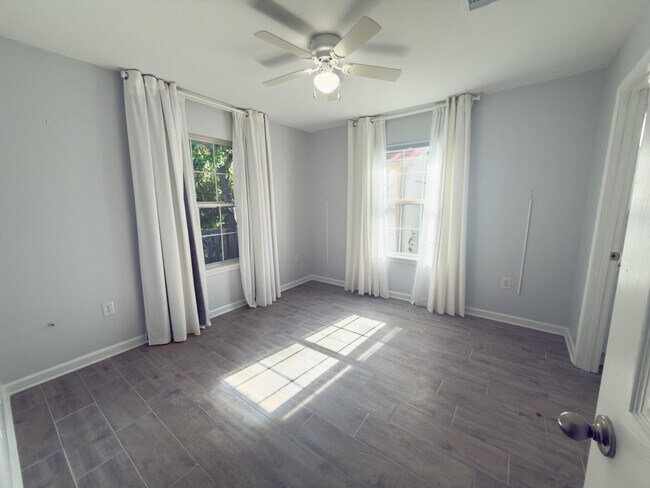 Foto del edificio - 8524 Laredo St