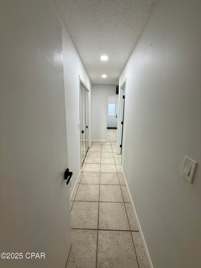 Foto del edificio - 7300 Sunset Ave