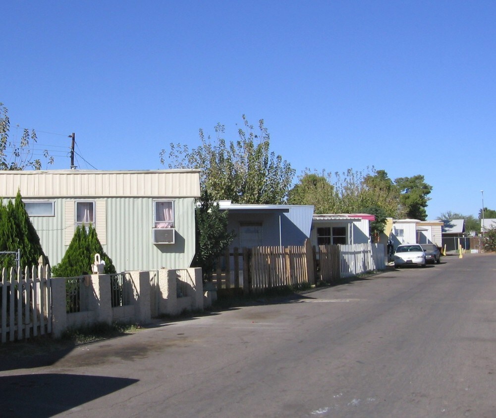 Primary Photo - Camino Vista Mhptic