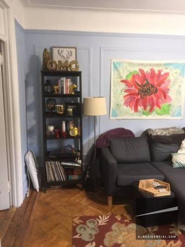 Foto principal - 2851 34th St