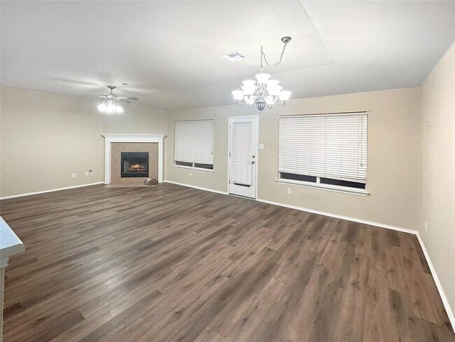 Building Photo - 129 Colt Loop