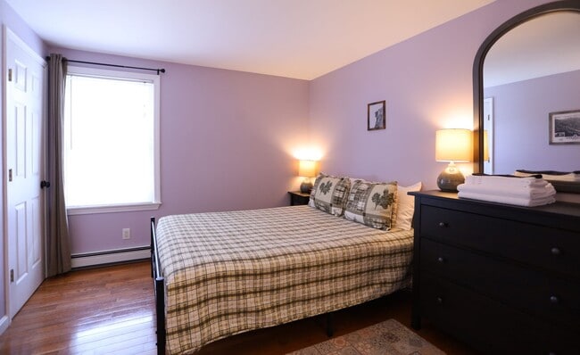 Foto del edificio - FURNISHED 3 Bed Winter Seasonal Great Location! Available 11/1/26 - $2395/mo