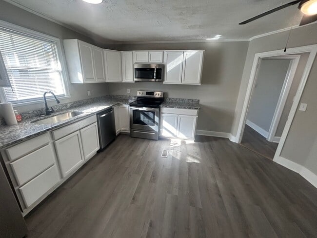 Foto del edificio - 803 Center St