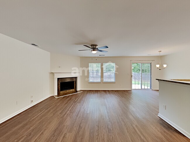 Building Photo - 3065 Carnegie Hall Ct