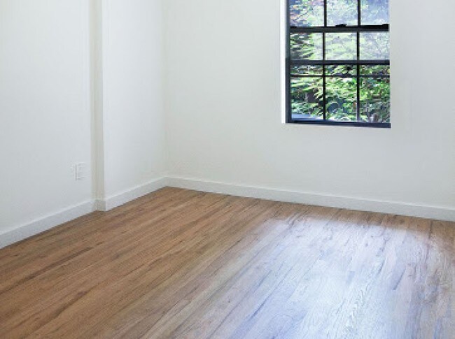 Building Photo - 227 W 149th St