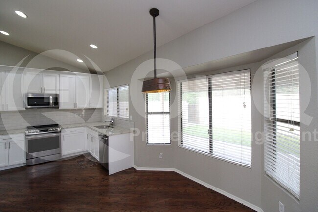 Foto del edificio - 11638 N 109th St