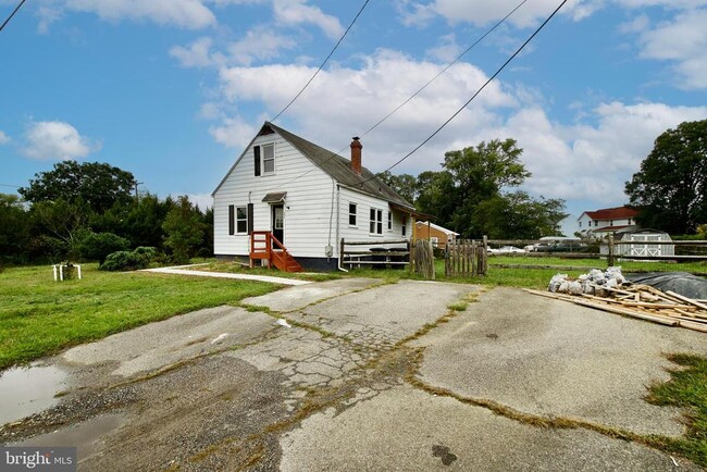 Foto del edificio - 8808 Oxon Hill Rd