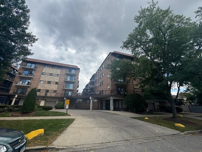 Foto del edificio - 2317 N Neva Ave