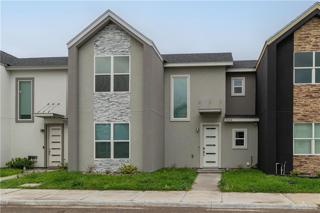 Foto principal - 5404 N Crown Point