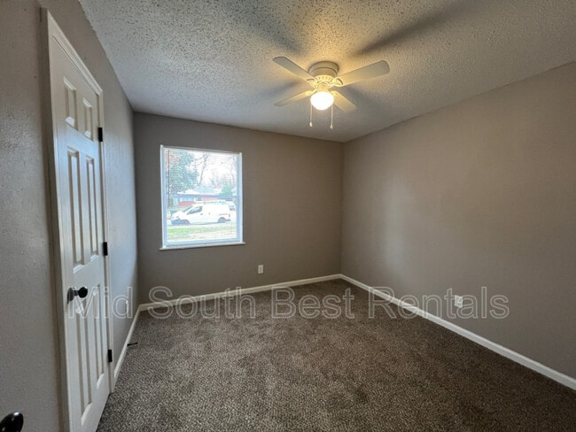 Building Photo - 3107 Cherry Rd