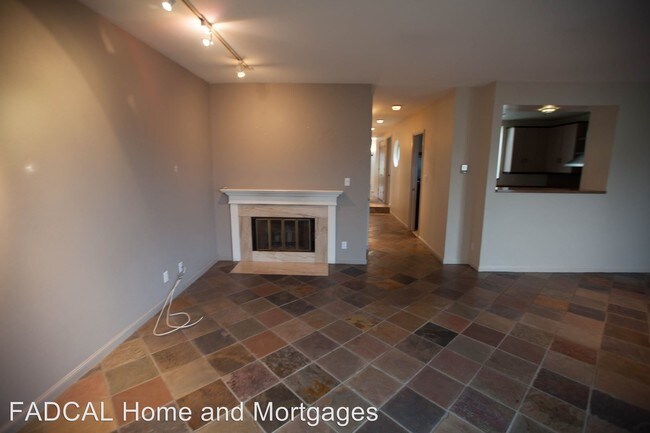 Building Photo - 3 br, 2 bath House - 875 Masonic Avenue #300
