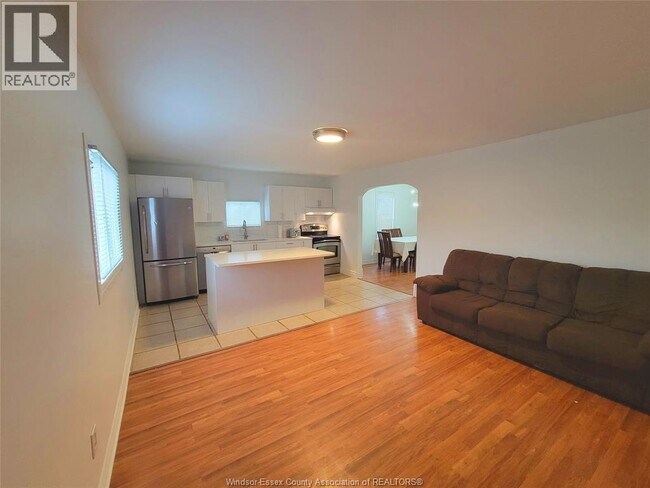 Building Photo - 680 Caron Ave