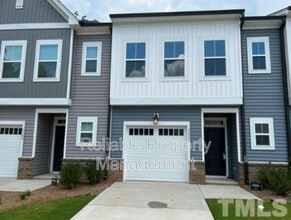Building Photo - 3311 Oak Pass Dr