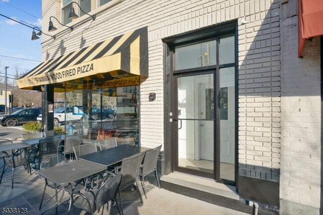 Building Photo - 34 Main St