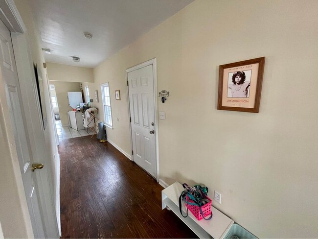 Building Photo - 4 Woodall Court