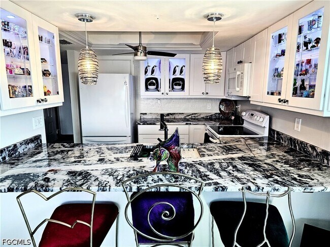 Foto del edificio - 3300 N Key Dr