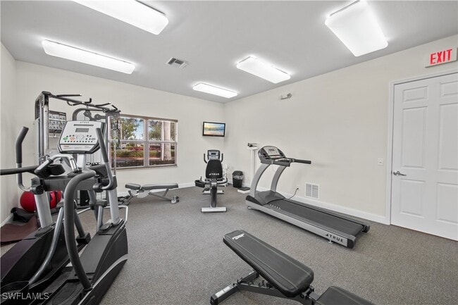 Building Photo - 11021 Gulf Reflections Drive