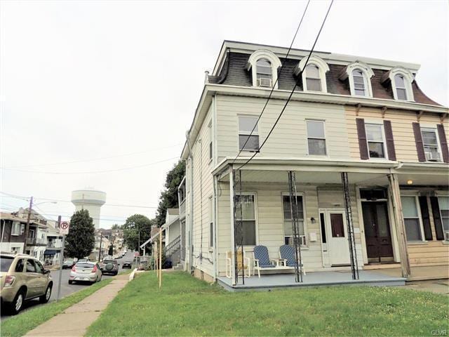 Building Photo - 1459 Washington St