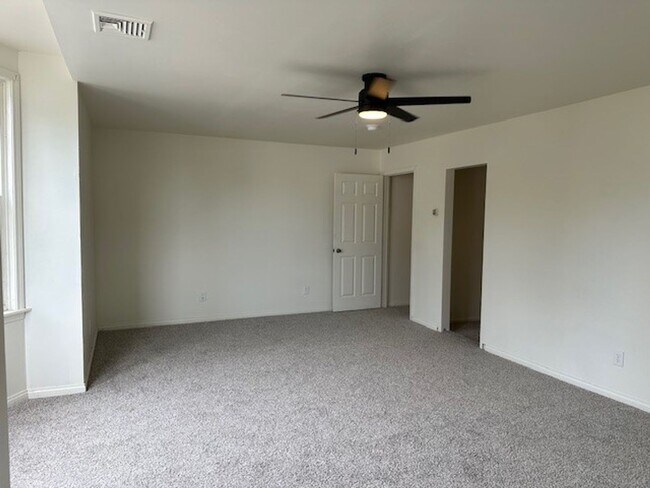 Foto del edificio - 1328 Lehman St