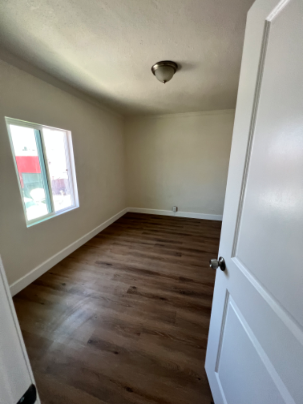 Building Photo - 6220 Marbrisa Ave