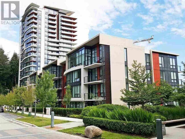 Photo du bâtiment - 5638-5638 Birney Ave