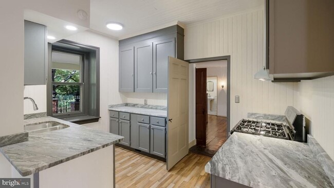 Foto del edificio - 1728 Sumneytown Pike