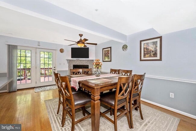 Foto del edificio - 1323 Lindsay Ln