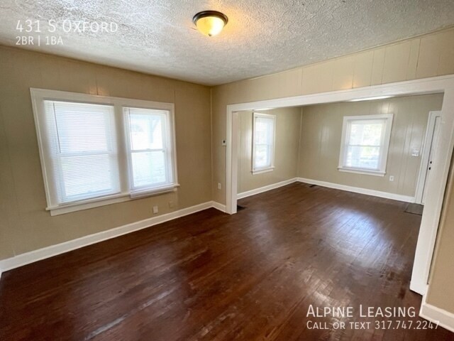 Foto del edificio - Near East House for Lease! 2 Bedroom/1 Bath