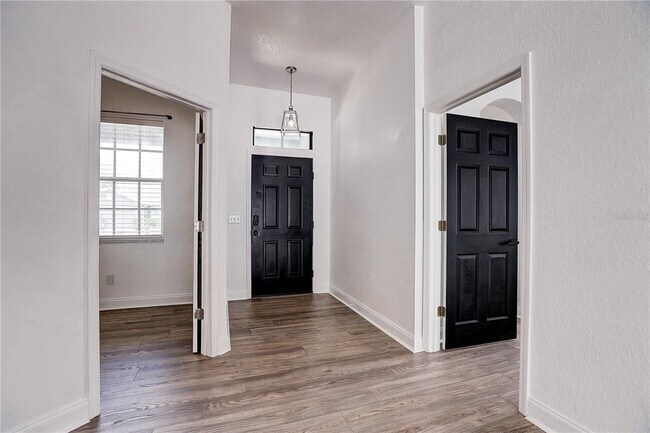Building Photo - 3323 Michener Pl