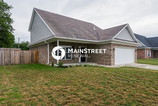 Photo - 4 Bedroom Pet-Friendly Home in Louisville, KY with Main Street Renewal
